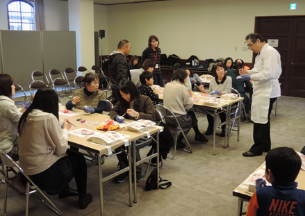 金花糖の色付け体験